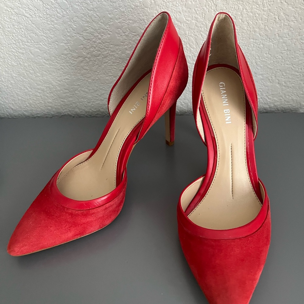 Gianni Bini Vibrant Red Heels